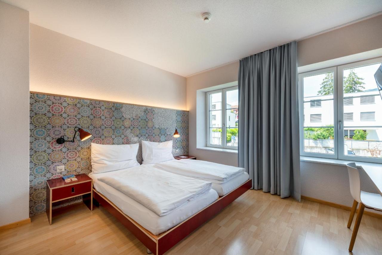 Baeren Self Check-In Hotel Solothurn Rum bild