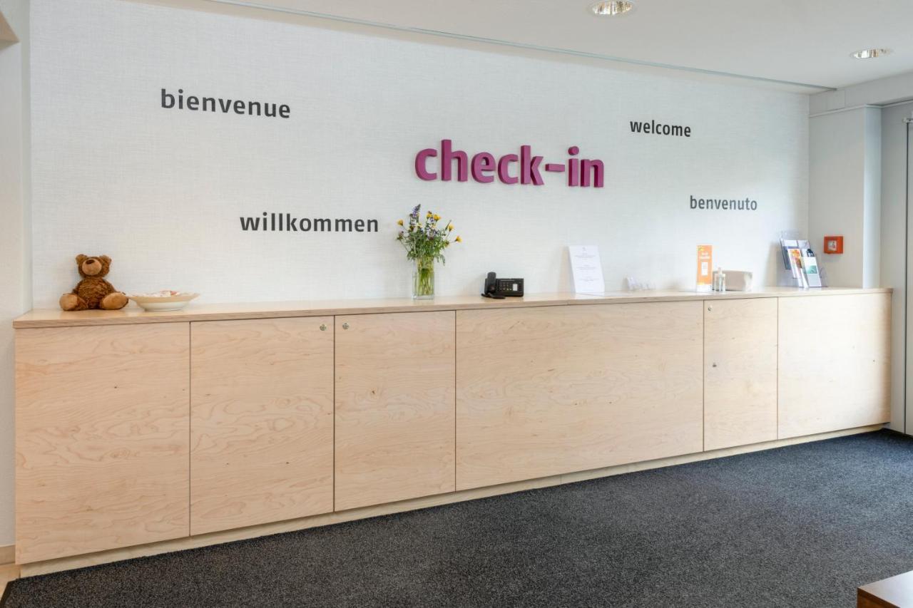 Baeren Self Check-In Hotel Solothurn Exteriör bild